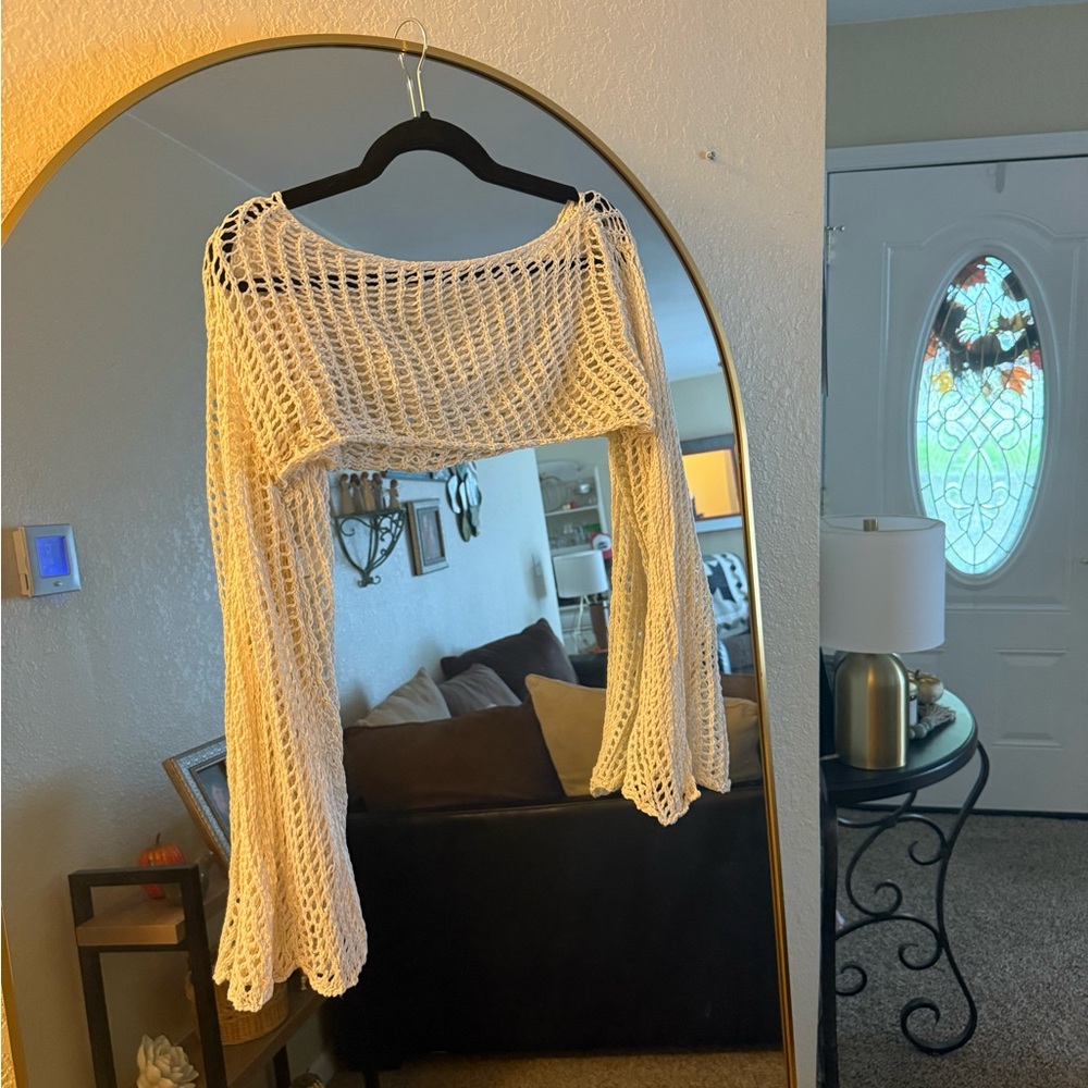Elegant Cream Women's crochet top